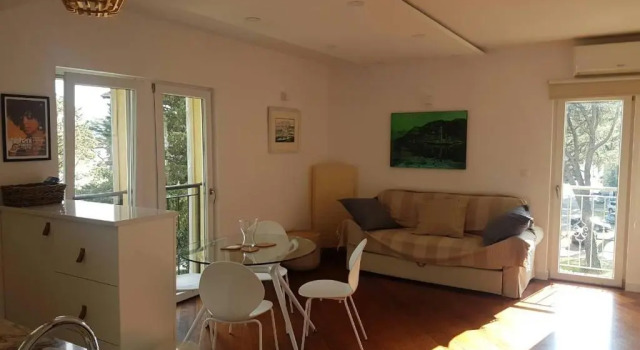 Bright Central Apartman, Забронировать Апартаменты/квартира Тиват Округ Тиват, рядом с Пляж Вайкики