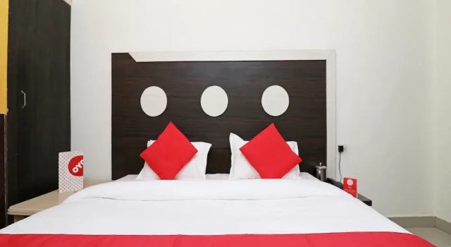 Номер Standard OYO 24172 Hotel Jp Heights