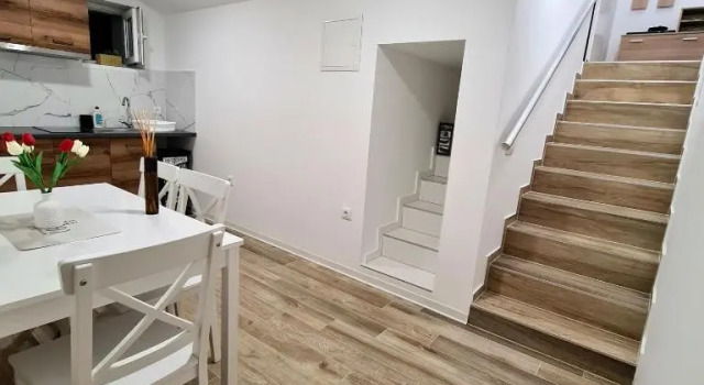 Apartment DINLUX, Rezerwuj Apartament Hotele w Styria ze śniadaniem, Śniadanie