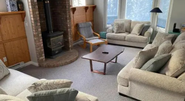 Sunset Peak - 3 Bed / 4 Bath Home, Book Hotel Hoteller i Cherryville med parkering, Parkering