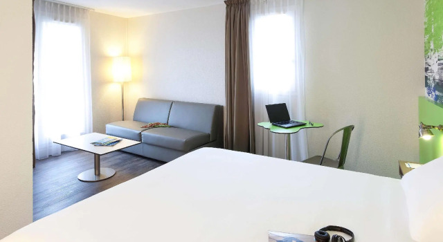 Двухместный семейный люкс Ibis Styles Lyon Villeurbanne Parc de la Tête dOr