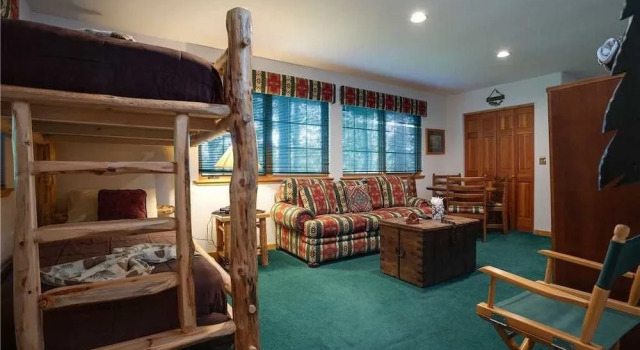Links and Logs Chalet, Забронировать Шале Стимбот-Спрингс Колорадо, рядом с Steamboat Powdercats