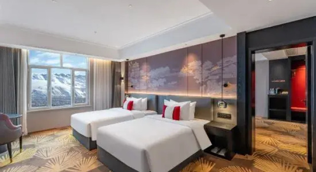 Люкс Meihao Lizhi Hotel (Yili Xinyuan People's Square Branch