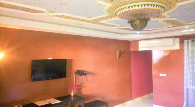 Hotel Cabourg, Varaa Hotelli Dakar Dakar