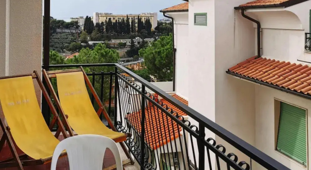 Апартаменты Deluxe с 2 комнатами с балконом Apartment in Pietra Ligure
