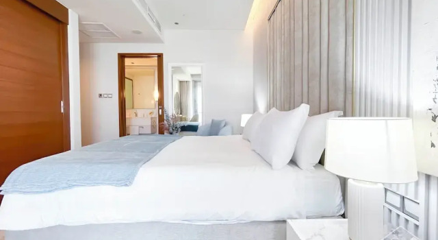 Luxury 1bedroom Balcony & View at the Dubai Mall, Забронировать Апартаменты/квартира Дубай Эмират Дубай, рядом с Дубайский аквариум