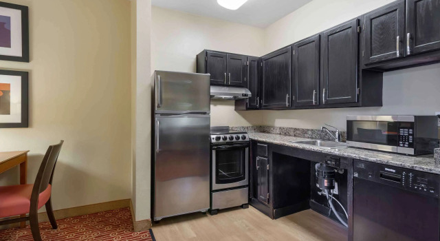 Четырёхместный люкс с 2 комнатами Extended Stay America Suites - Atlanta - Northlake