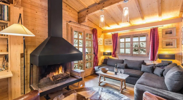 Chalet 4 chambres à Megève Mont dArbois - 10 pers, terrasse, parking - FR-1-453-10, Забронировать Шале Отели Межев с парковкой, Парковка