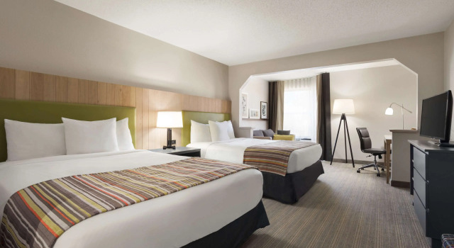 Spark By Hilton Florence North I-95, Sc, Забронировать Отель Отели Южной Каролины с бассейном, Бассейн