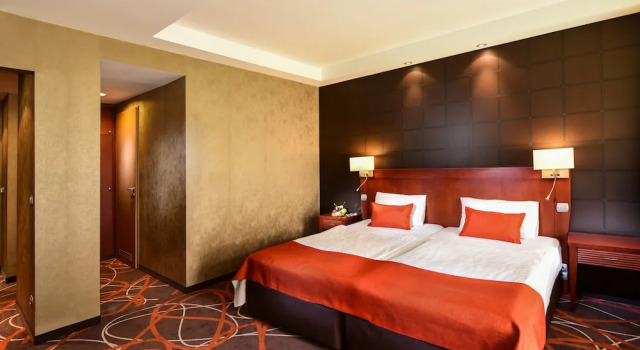 Трёхместный номер Superior Hotel Azúr