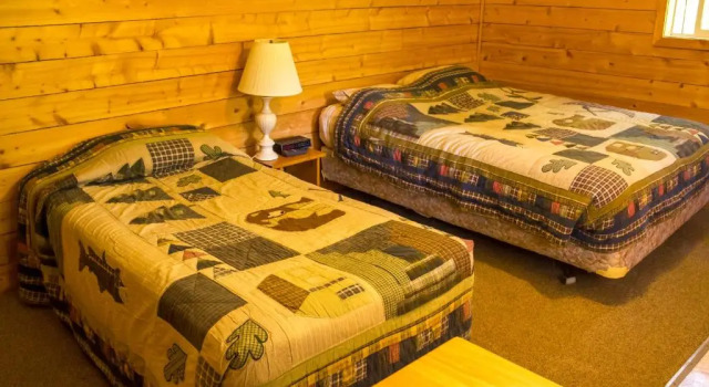 Семейный номер Standard с видом на горы Midnight Sun Log Cabins