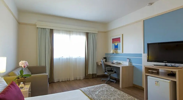 Номер Luxury Comfort Suites Londrina