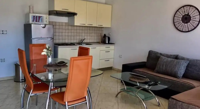 Apartment in Lopar/Insel Rab 35409, Prenota Appartamento Hotel a Isole Quarnerine con parcheggio, Parcheggio