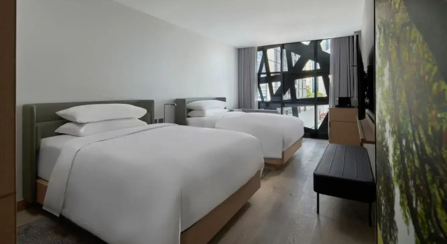 Номер Deluxe Courtyard by Marriott Melbourne Flagstaff Gardens