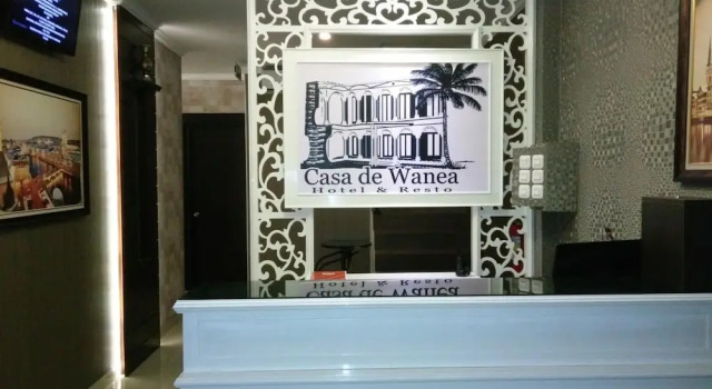 Casa de Wanea Hotel & Resto, Rezervovat Hotel Hotely v Sulawesi s parkováním, Parkování