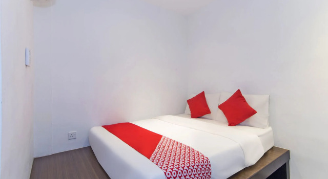 OYO Flagship 3563 New Mg Hotel, Prenota Hotel Taman Sari 