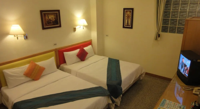 Четырёхместный номер Standard Formost Hotel