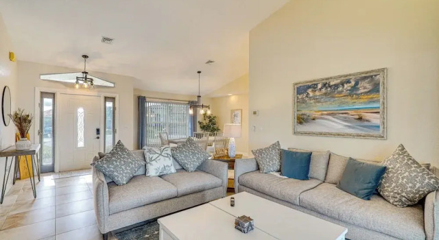 Waterfront Punta Gorda Home: Pool & Early Check In, Забронировать Дом для отпуска Виллы Пунта Горда, Вилла