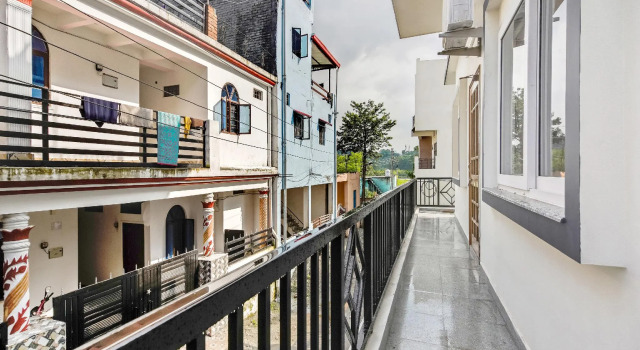 OYO Home 78170 Modern Stay Premnagar, Rezervovat Hotel Hotely v Uttarakhand s parkováním, Parkování