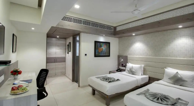 Номер Comfort SVASTI Inn Jamnagar