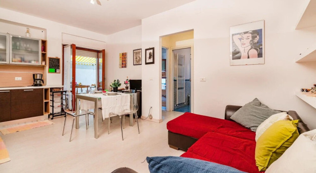 Casa Iole, Varaa Hotelli Martinsicuro Rooma