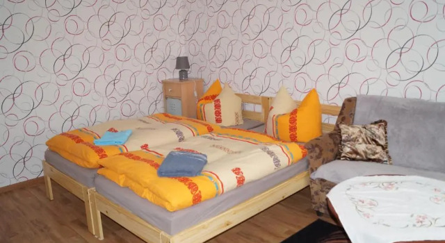 Ferienhaus zum Jagdschlösschen, Buchen Sie Hotel Hotels in Oderbruch mit Parkplatz, Parkplätze