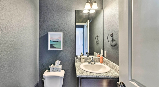 Апартаменты Modern Poncha Springs Townhome w/ Mtn Views!