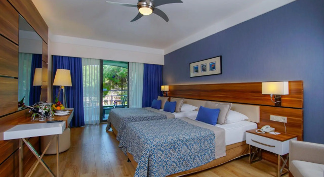 Номер Deluxe Standard Limak Atlantis Deluxe Hotel Belek
