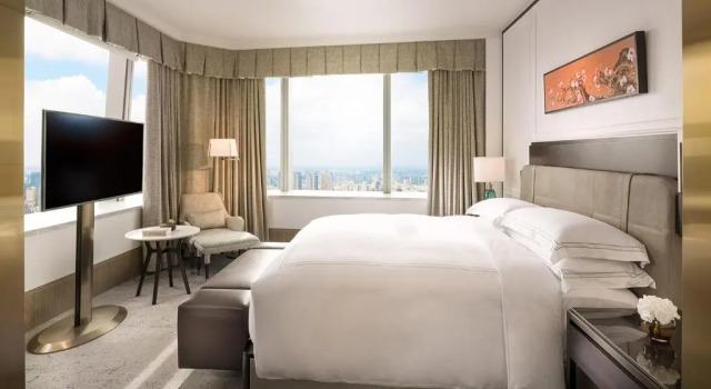 Luksusowy dwuosobowy suite Conrad Shenyang