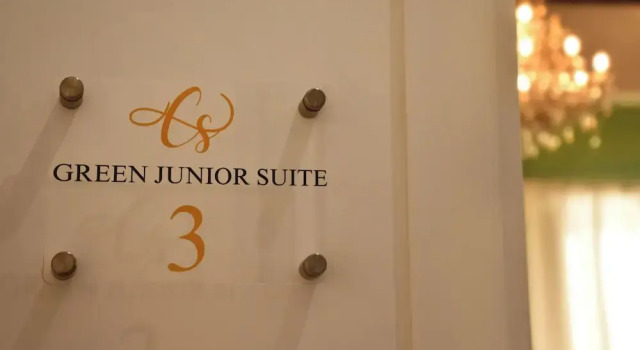 Centro Storico Rooms, Забронировать Гостевой дом Неаполь Кампания, рядом с Церковь Пио Монте делла Мизерикордия