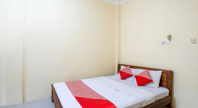 Номер Standard OYO Flagship 1034 Pondok Mulia Guest House Syariah