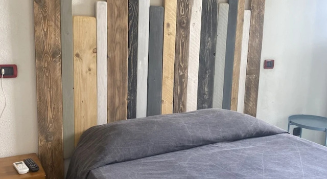 Номер Economy Black Market Hotel