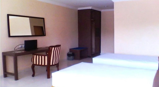 Grand Orri Hotel & Convention, Book Hotel Hotels in Berastagi with Parking, Parking