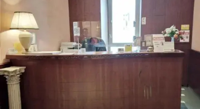 Hotel Positano 2, Забронировать Отель Вокзал Термини , рядом с Вокзал Термини