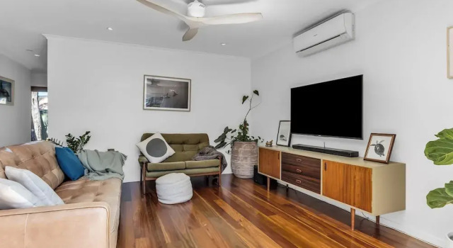 Kirra Shores Coastal Hideaway, Забронировать Дом для отпуска Отели Голд-Кост с парковкой, рядом с Пляж Bilinga, Парковка
