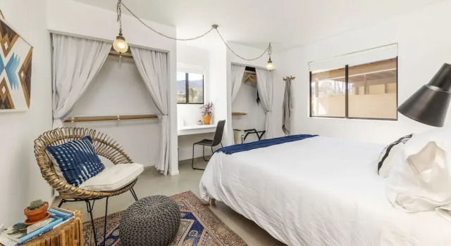 Twilight Terrace - Relax In Style 2 Bedroom Home by RedAwning