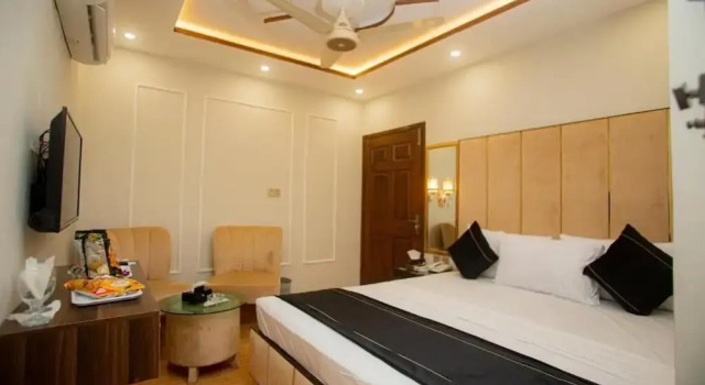 Апартаменты Hotel White Seasson managed by Zaheer Masih