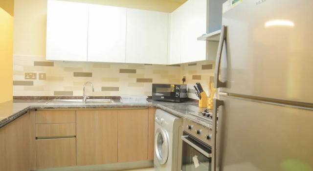 Апартаменты Standard 2 Bedroom Apartment- Azizi Plaza