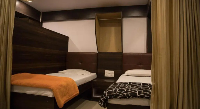 Номер Standard Hotel Alibaba Mumbai