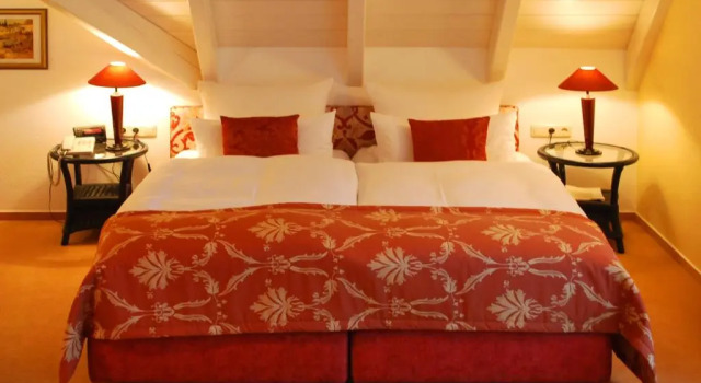 Hotel Im Winkel Appartements und Zimmer, Book Hotel Langenargen Baden-Württemberg