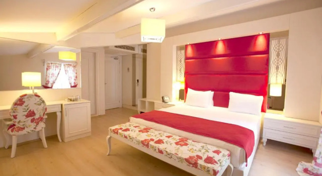Полулюкс Baga Hotel