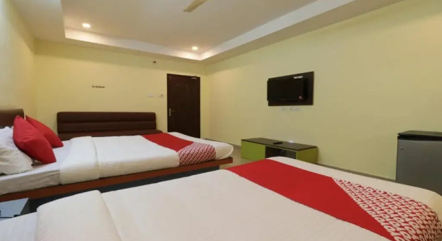 Hotel Rama Royal By OYO Rooms, Book Hotel Nellore Andhra Pradesh