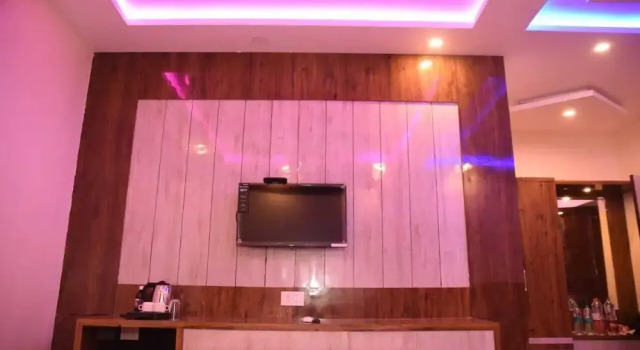Wave of sea beach resort, Book Ferieresort Mandarmani West Bengal