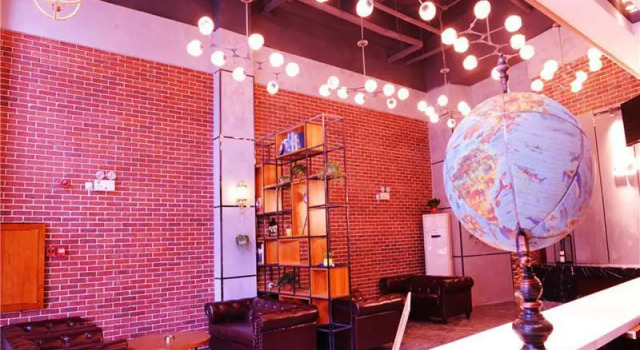 James Joyce Coffetel·Mianyang Jiangyou Junxian City Plaza, Book Hotel Hoteller i Jiangyou med parkering, Parkering
