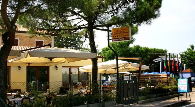 Hotel Villa Robinia