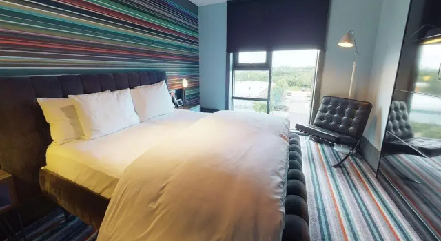Village Urban Resort London Elstree, 예약 호텔 Merseyside 수영장 있는 호텔, 수영장