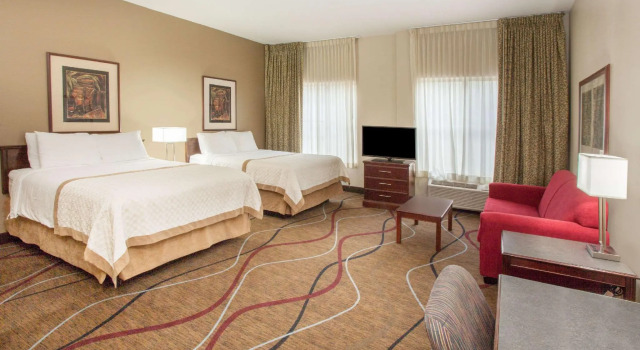 Четырёхместный номер Standard Hawthorn Extended Stay by Wyndham Bloomington