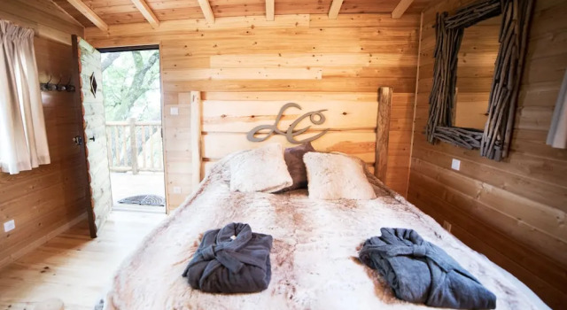 Gite - Loges de Carlat, Boek Hotel Floressas Lot Valley
