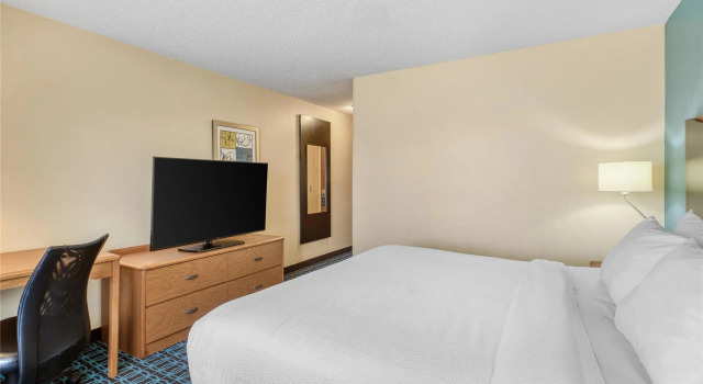 Двухместный номер Standard SureStay by Best Western Mount Pleasant Racine