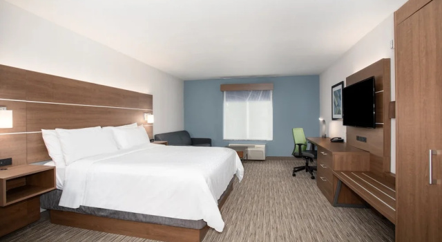 Двухместный люкс Holiday Inn Express & Suites Yosemite Park Area by IHG